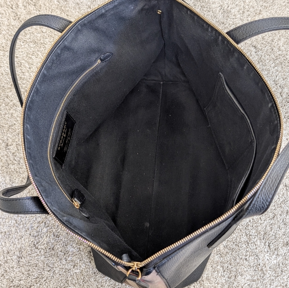 Burberry Welburn Tote - EUC - Picture 7 of 10